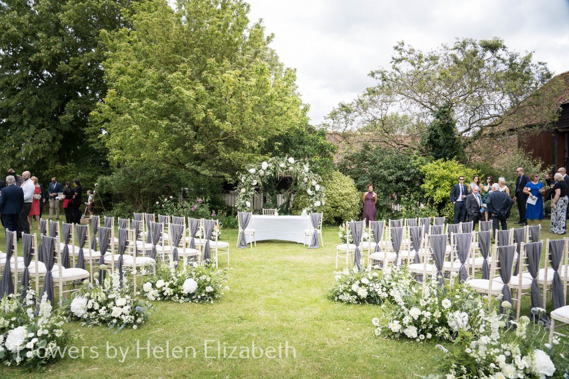 Outdoor wedding at Hillfields Farm